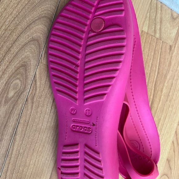 Brand new woman’s pink Crocs - Picture 2 of 2